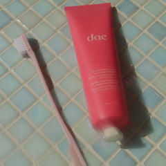 Dual Edge Styling Brush